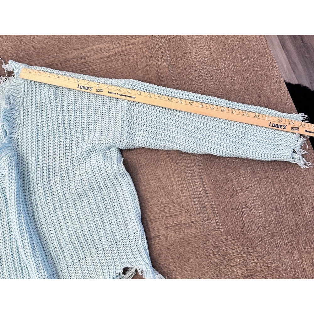 Miracle USA Light Blue Distressed V-Neck Sweater‎ M/L Pullover - Picture 15 of 16